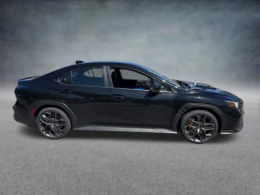 New 2026 CRYSTAL BLACK SILICA Subaru tS image 5