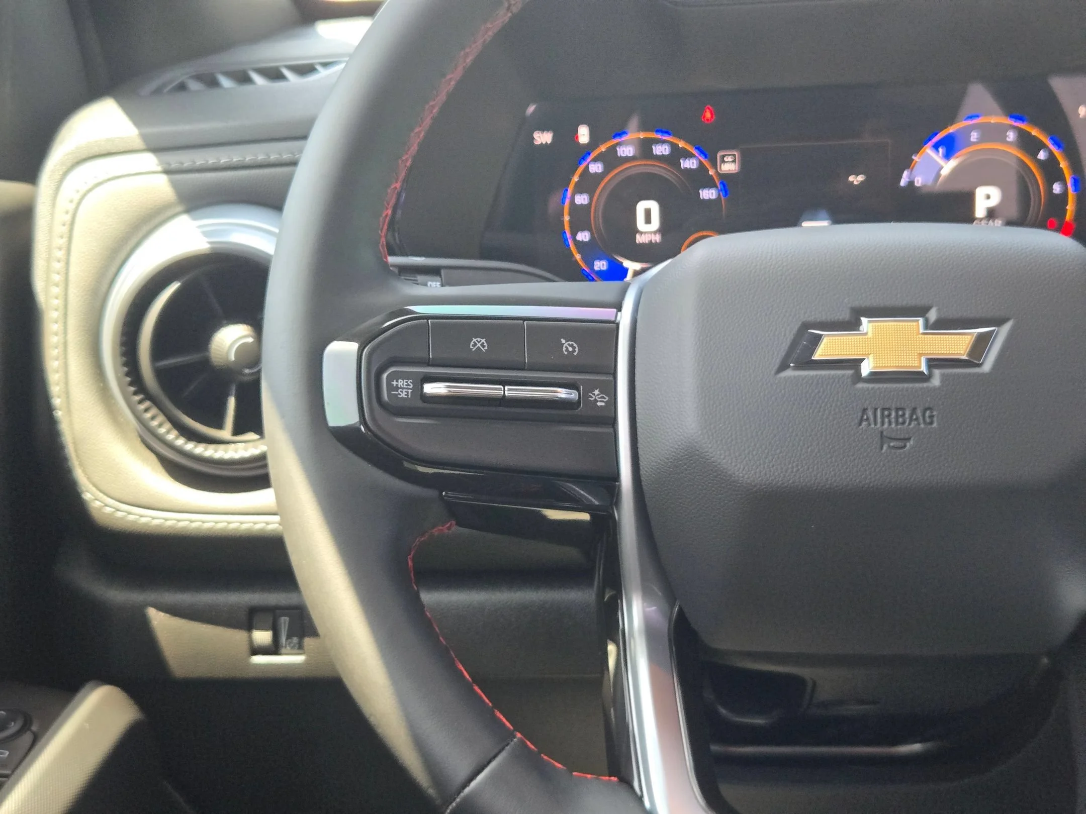 Used 2025 Black Chevrolet LT image 16