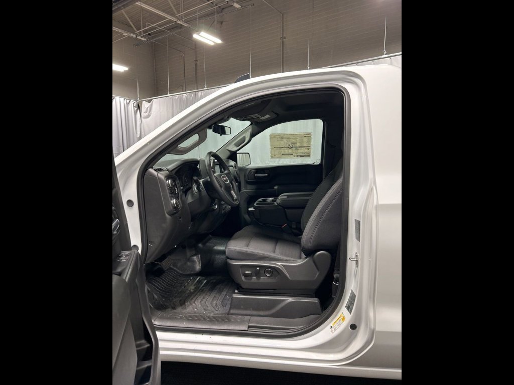 2025 GMC Sierra 1500 Pro - Photo 19