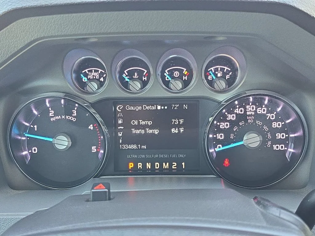 Used 2016 Gray Ford XLT image 12