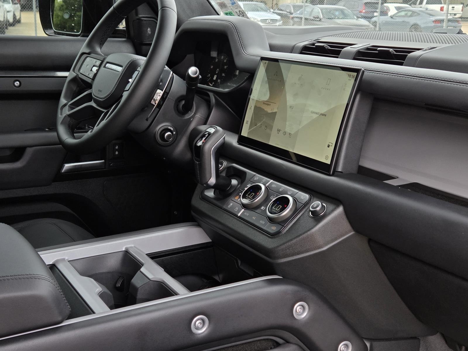 Used 2025 Carpathian Grey Premium Metallic Land Rover V8 image 49