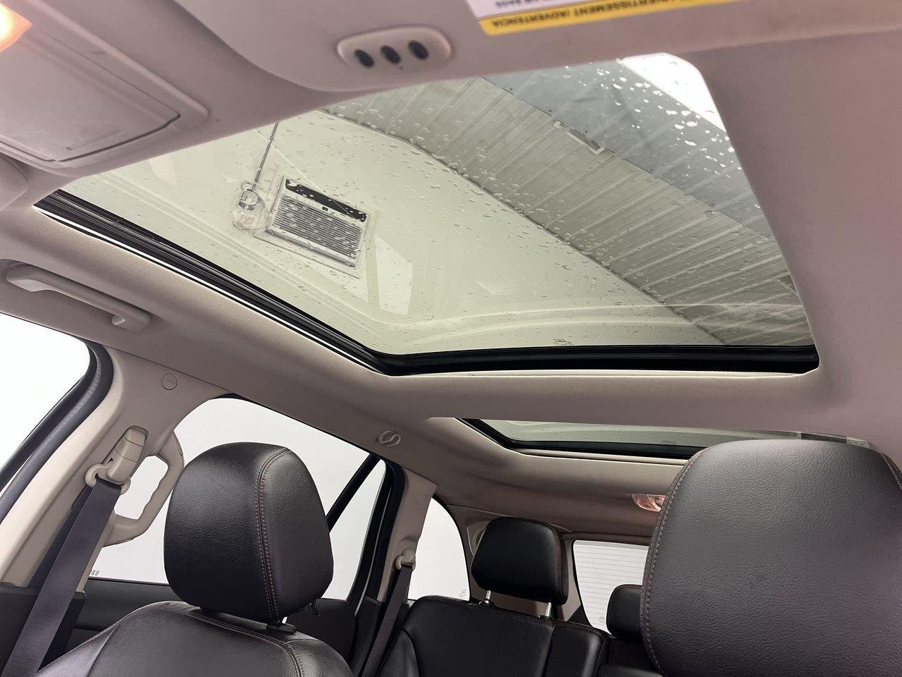 Used 2014 White Platinum Metallic Tri-Coat Ford Limited image 7