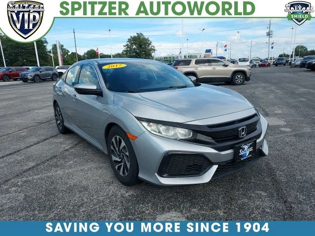 Used 2017 Silver Honda LX image 1