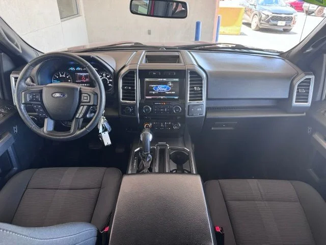 2015 Ford F-150 XLT - Photo 12