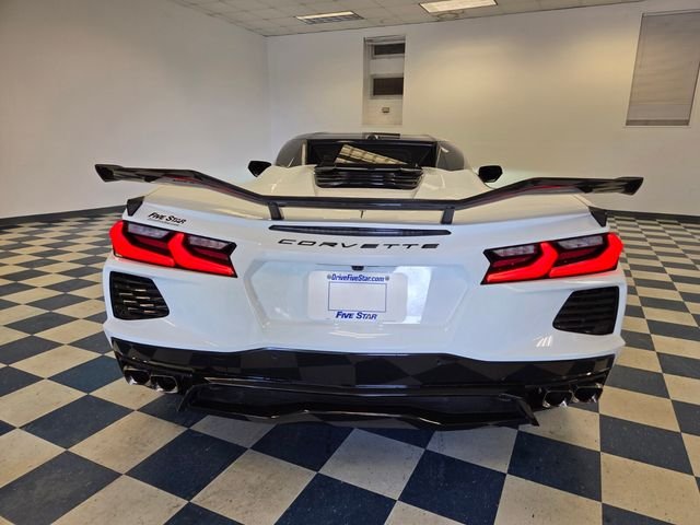 Used 2021 White Chevrolet Stingray image 6