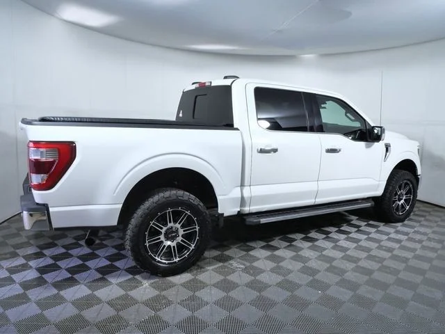Used 2021 White Ford Lariat image 8