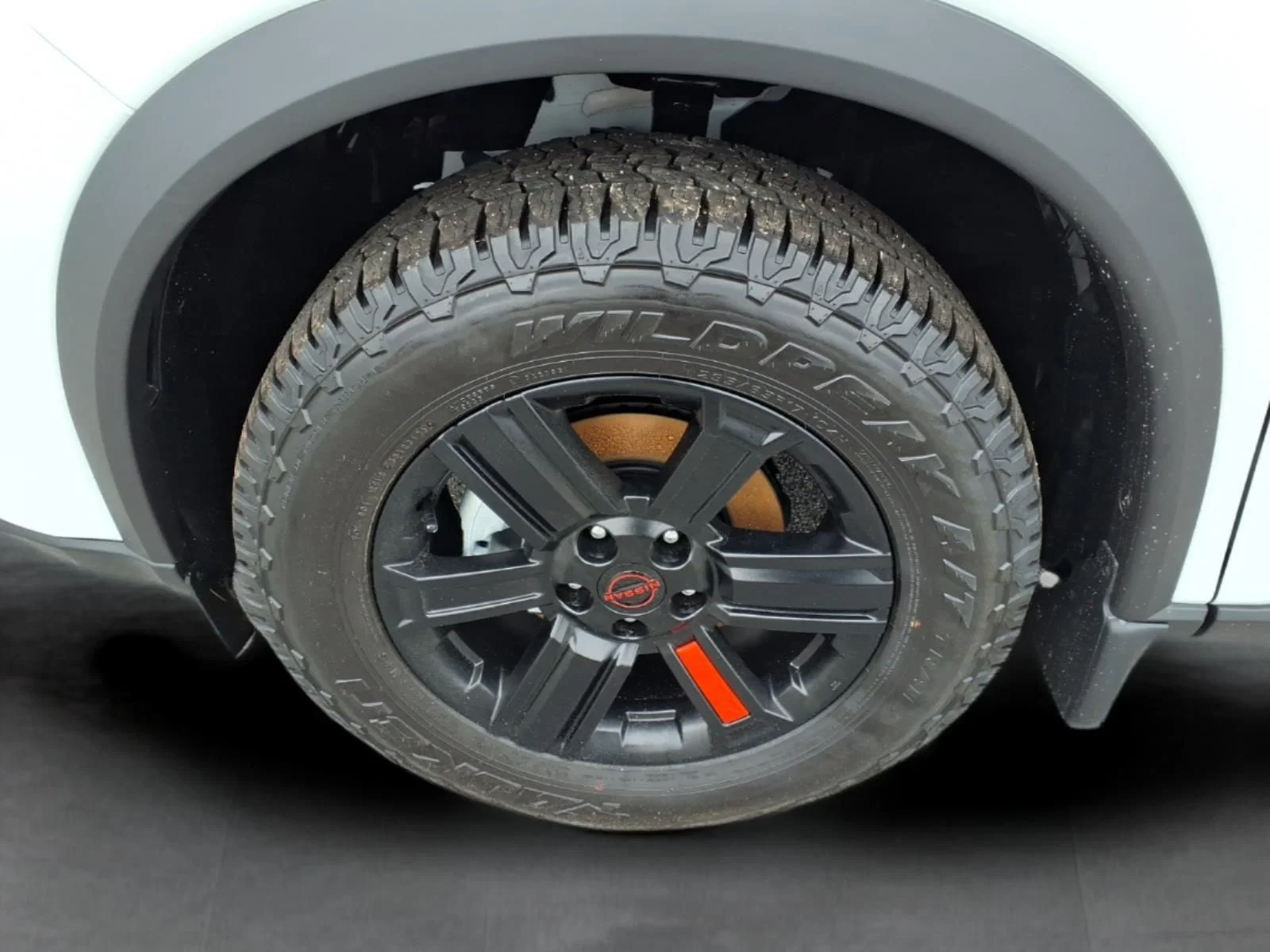 New 2026 Everest White Pearl TriCoat Nissan Rock Creek® image 4