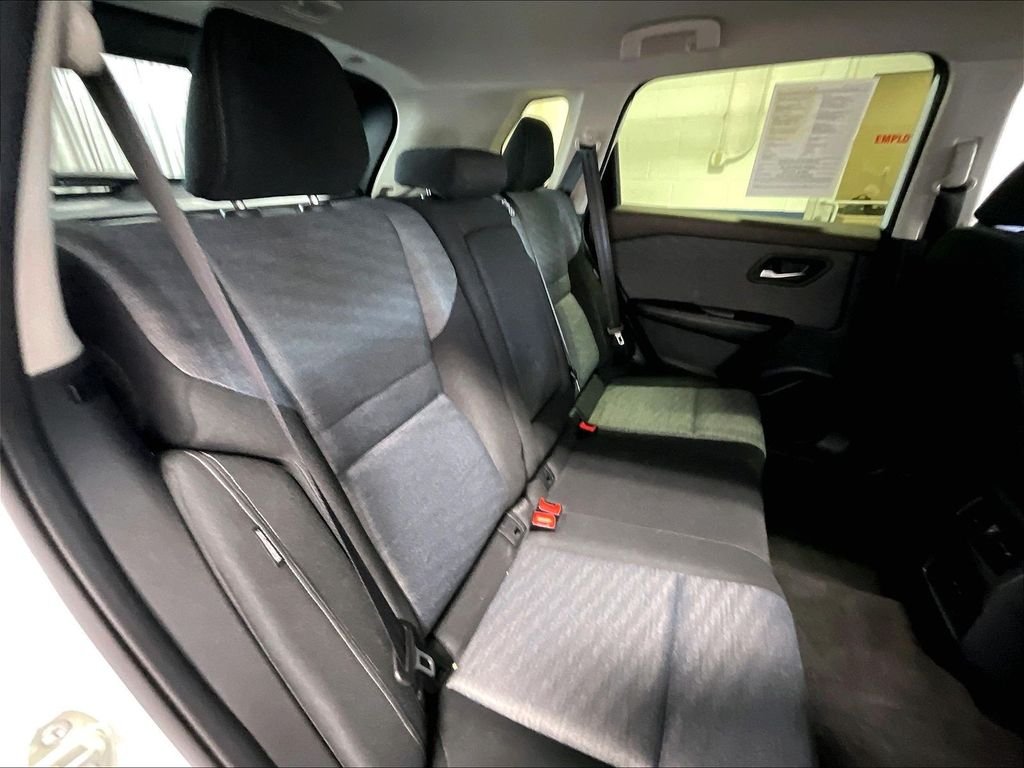 Used 2023 Pearl White Tricoat Nissan SV image 16