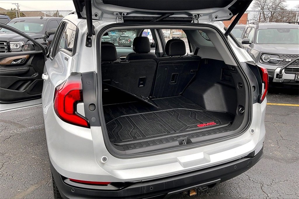 2021 GMC TERRAIN - Image 24