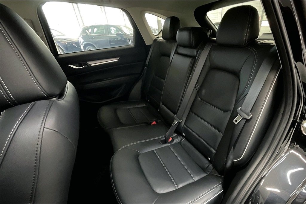 2025 MAZDA CX-5 - Image 9