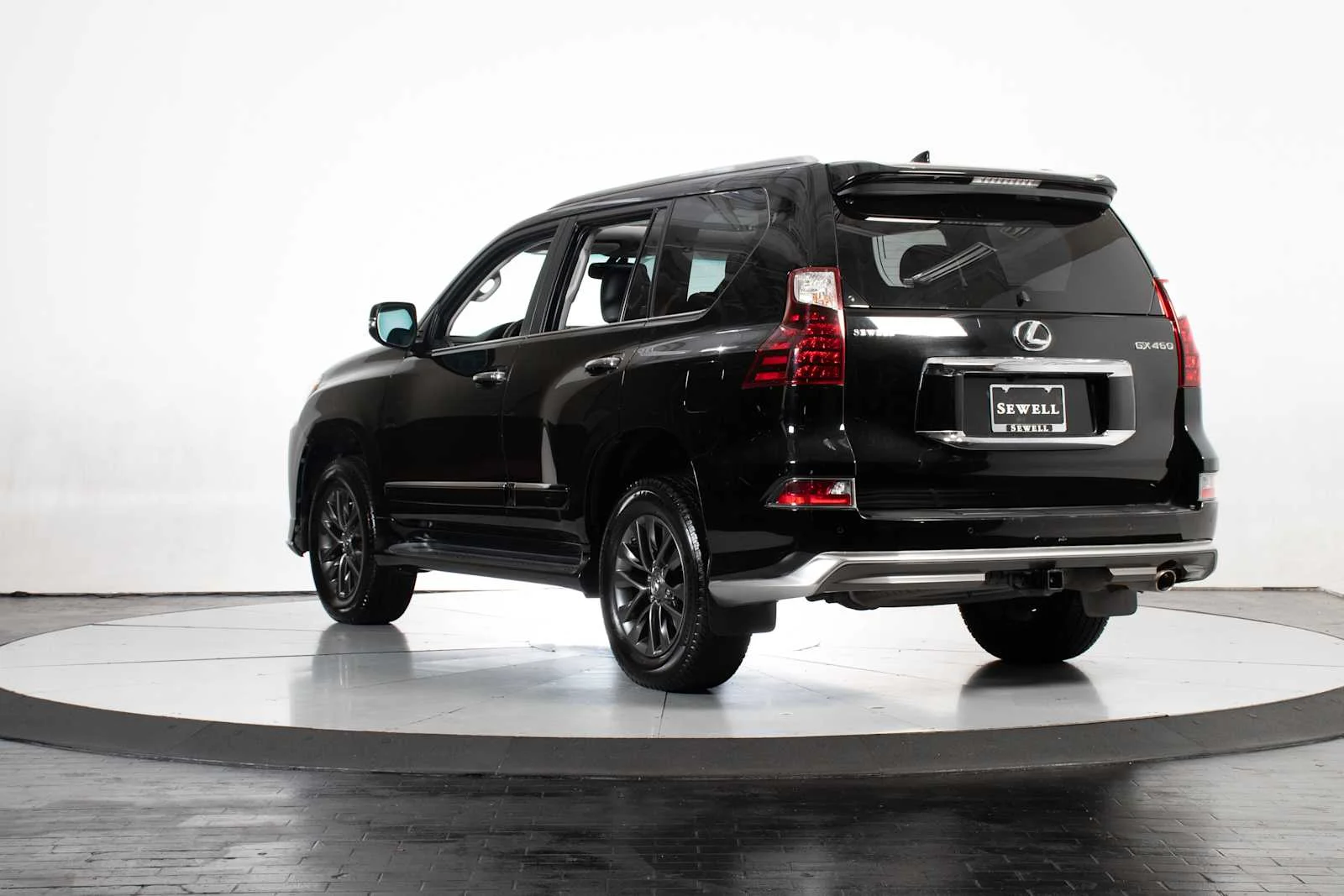 Used 2019 Black Onyx Lexus Premium image 4