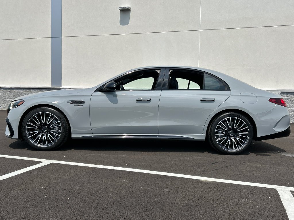 New 2027 MANUFAKTUR Alpine Grey Mercedes-Benz AMG® E 53 Hybrid Sedan image 43