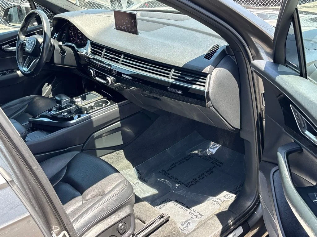 Used 2019 Samurai Gray Metallic Audi quattro Prestige 55 TFSI image 30