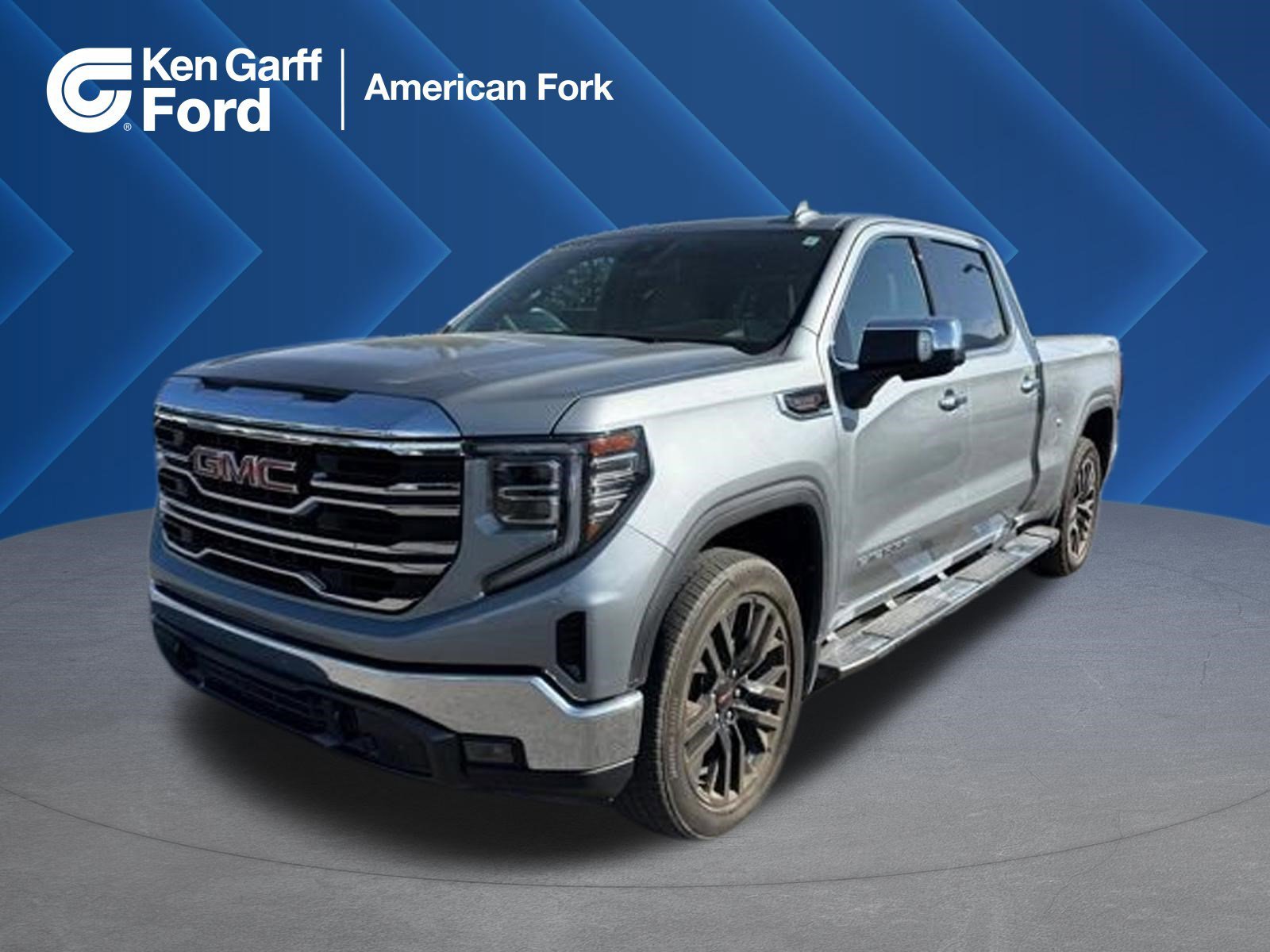 2024 GMC Sierra 4WD Crew Cab Short Box SLT's photo