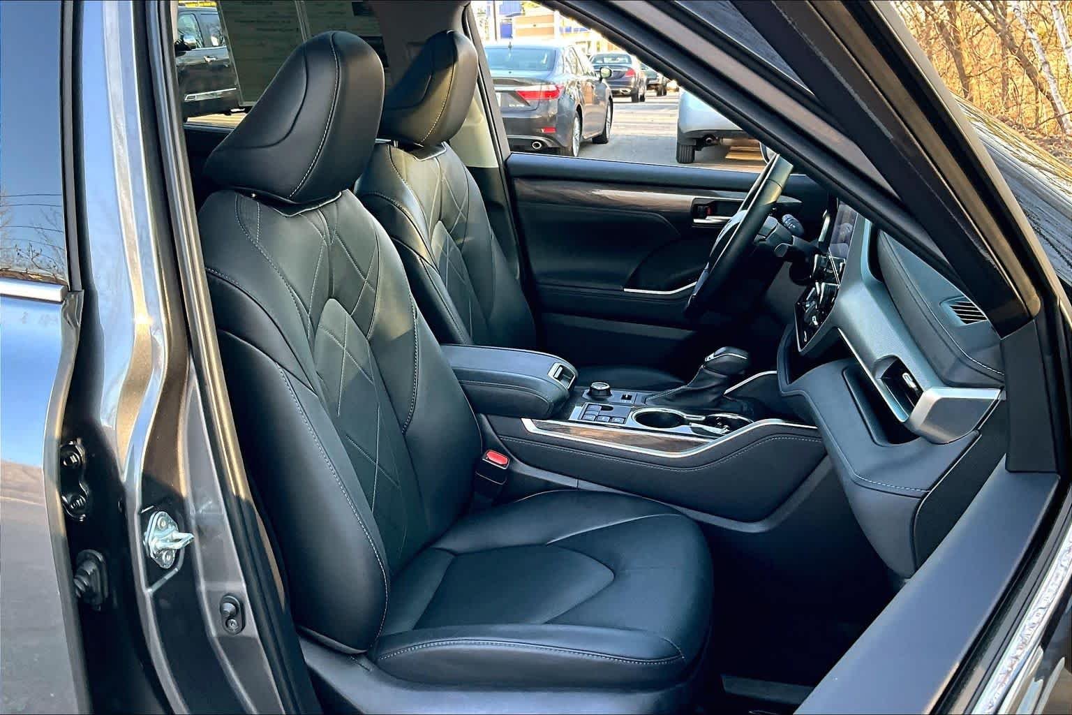 2023 Toyota Highlander Platinum - Photo 8