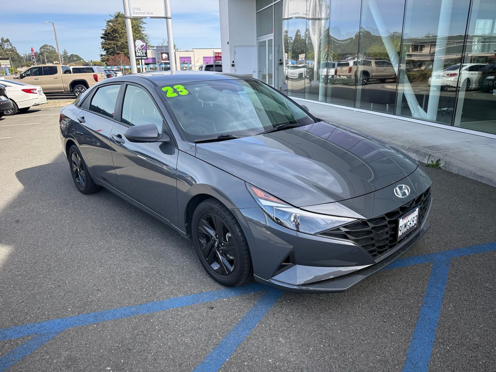 Used 2023 Gray Hyundai SEL image 2