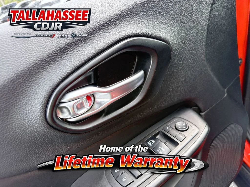 Used 2021 Orange Jeep Trailhawk image 15
