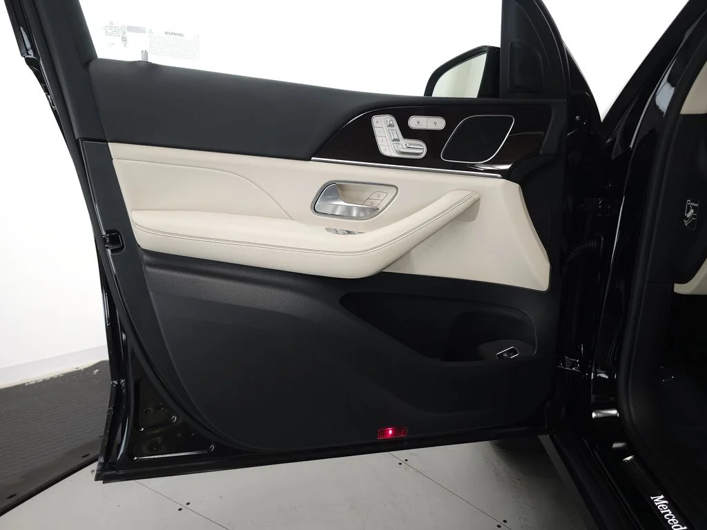 Certified Used 2026 Black Mercedes-Benz GLE 350 image 5