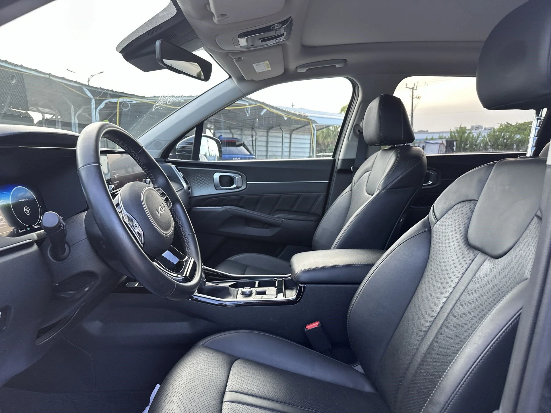 Certified Used 2023 Gravity Grey Kia SX image 13