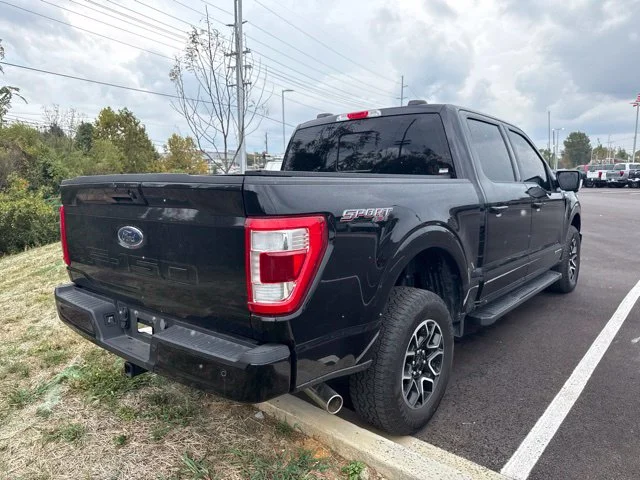 Used 2023 Black Metallic Ford Lariat image 6