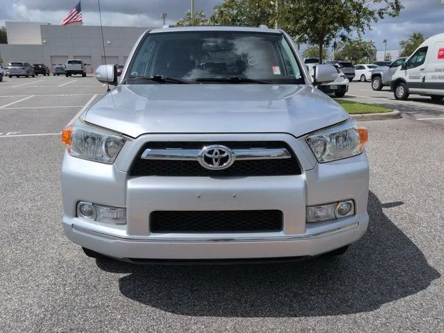 Used 2010 Silver Toyota Limited image 9