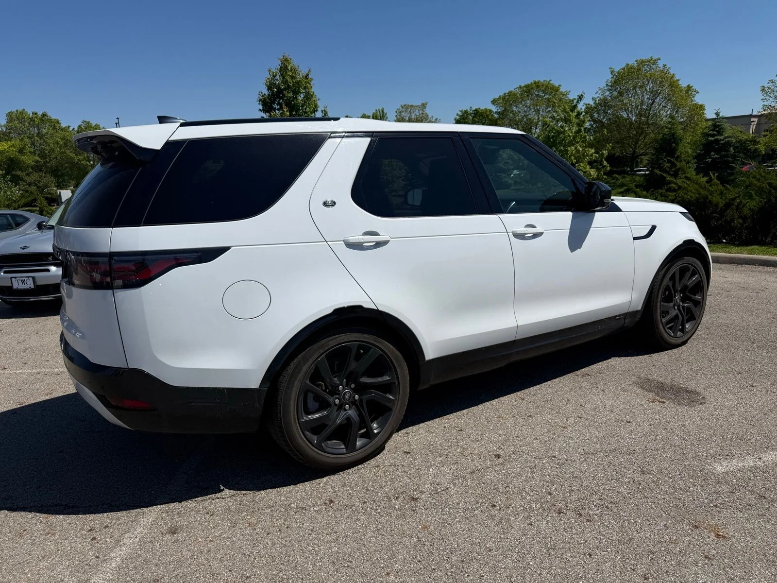 Used 2022 White Land Rover  image 5