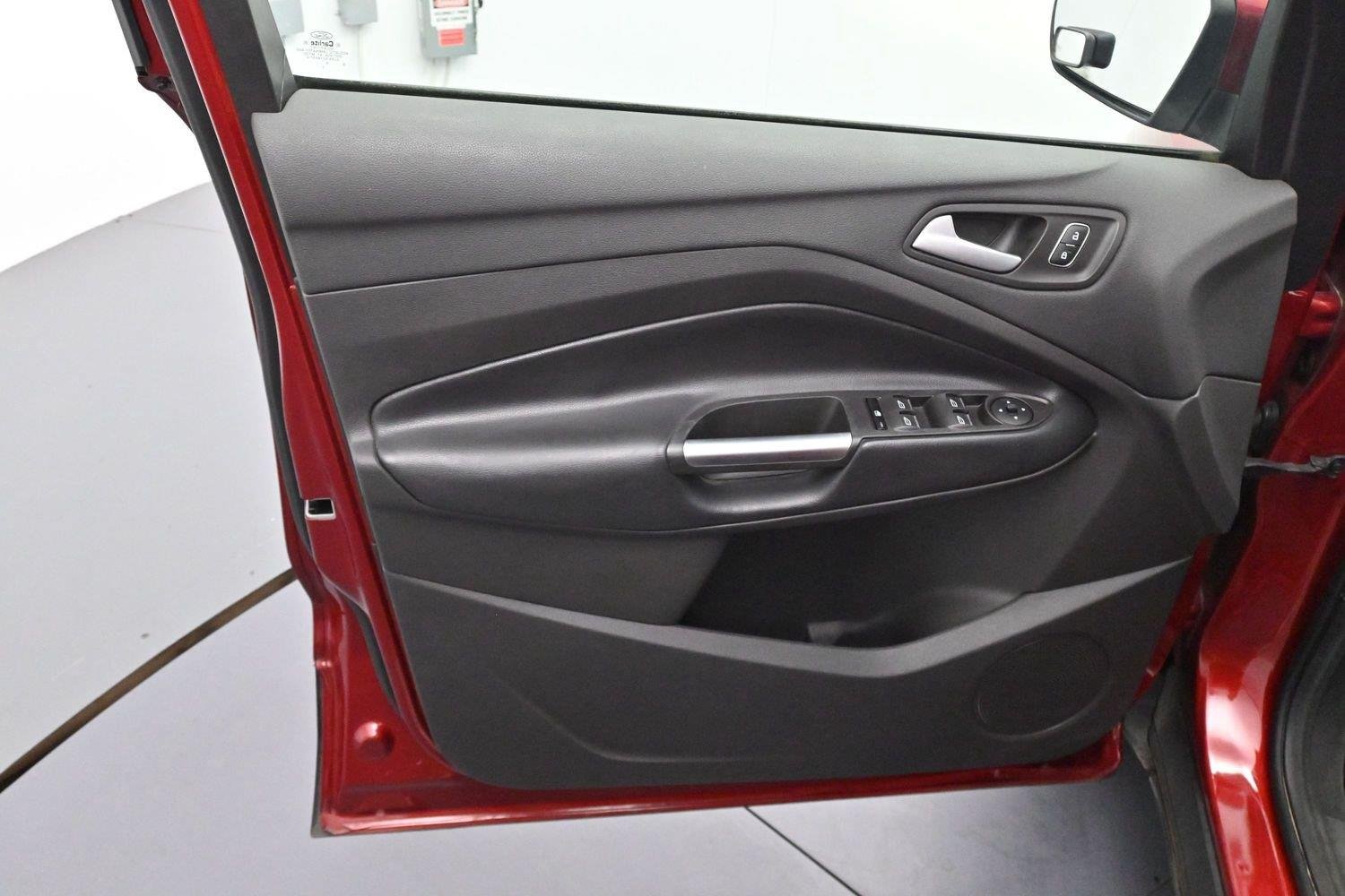 Used 2019 Ruby Red Metallic Tinted Clearcoat Ford SEL image 9