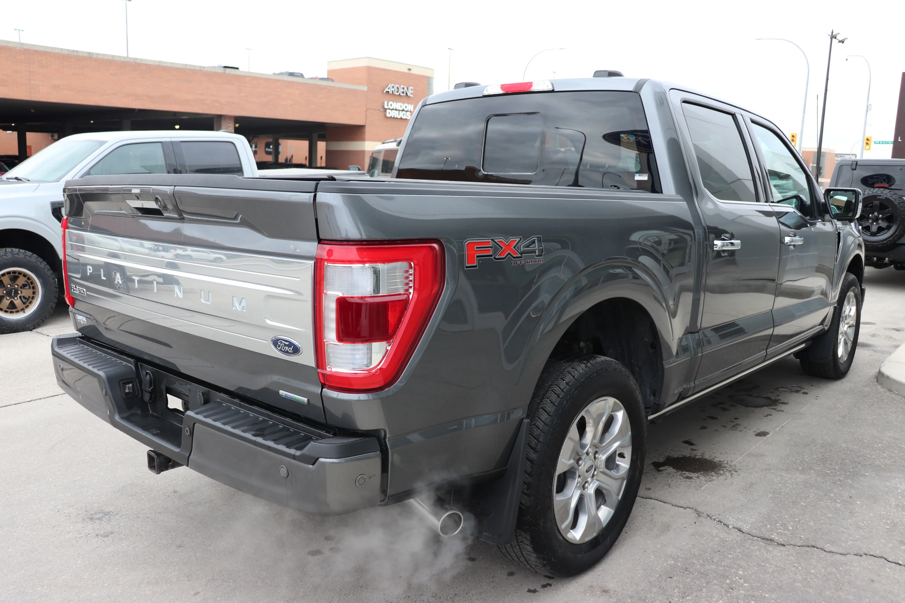 Certified Used 2023 Agate Black Metallic Ford Platinum 4WD image 4