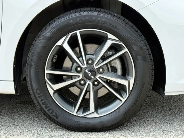 Certified Used 2023 White Kia LXS image 11