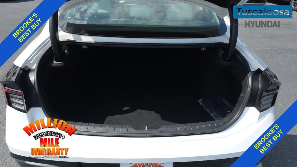 Certified Used 2025 White Hyundai SEL image 10