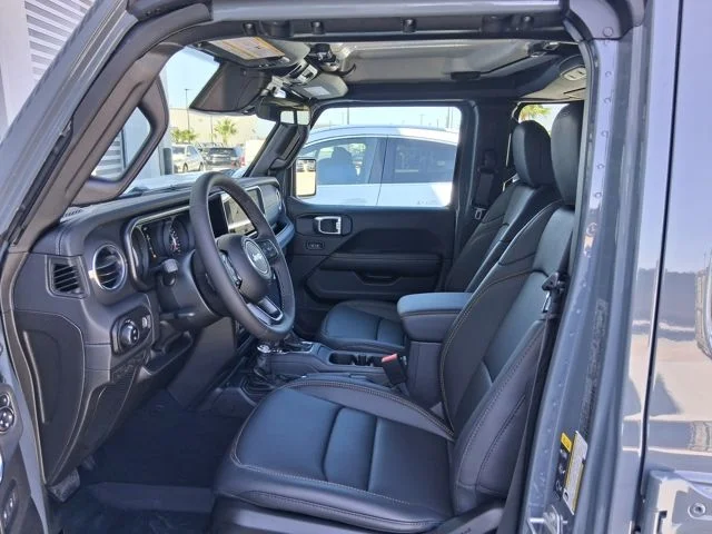 New 2026 Anvil Clear-Coat Exterior Paint Jeep Sahara image 19