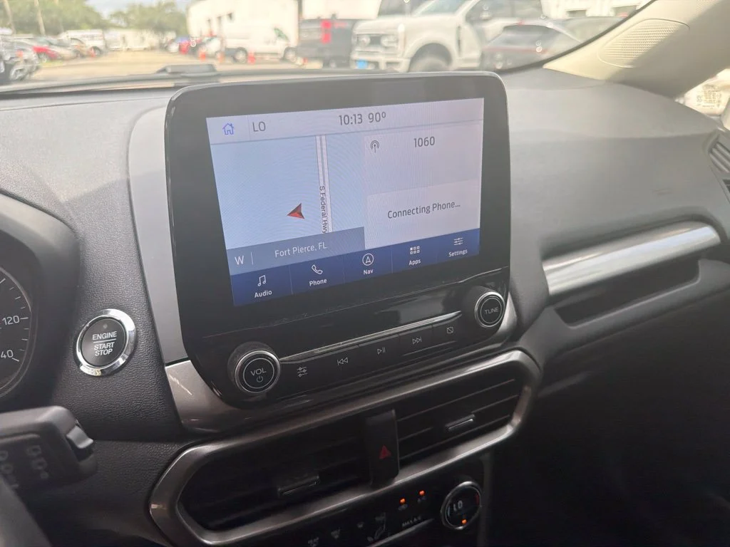 Used 2020 White Ford SE image 12