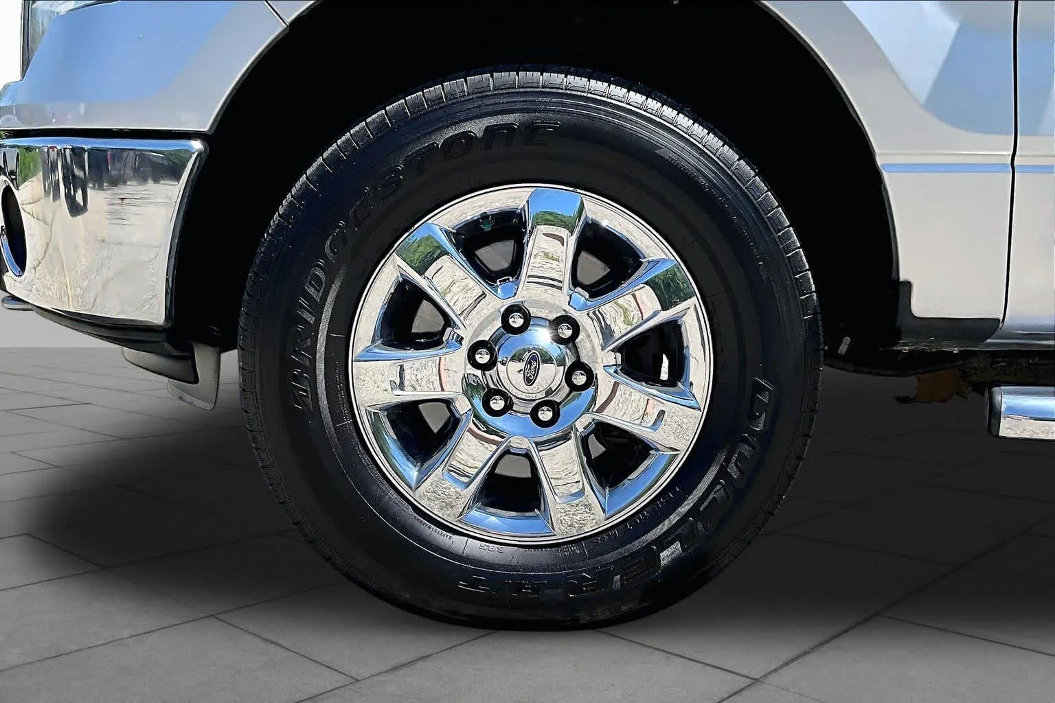 Used 2014 Ingot Silver Metallic Ford XLT image 10