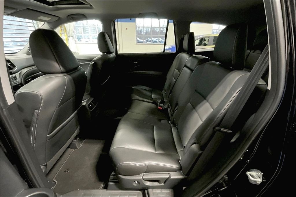 Certified Used 2022 Black Honda Special Edition image 15