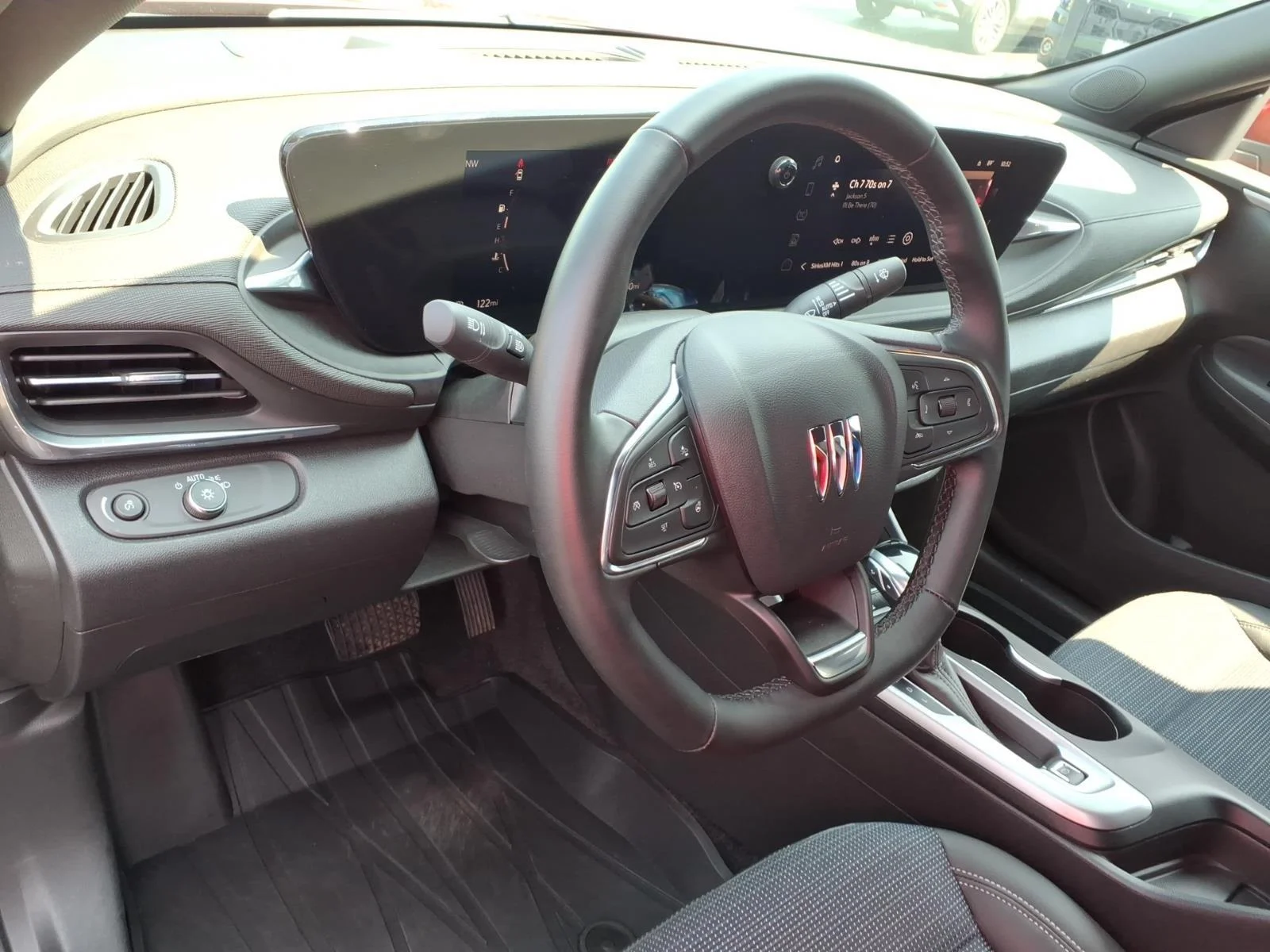 Used 2024 Cinnabar Metallic Buick Preferred image 8