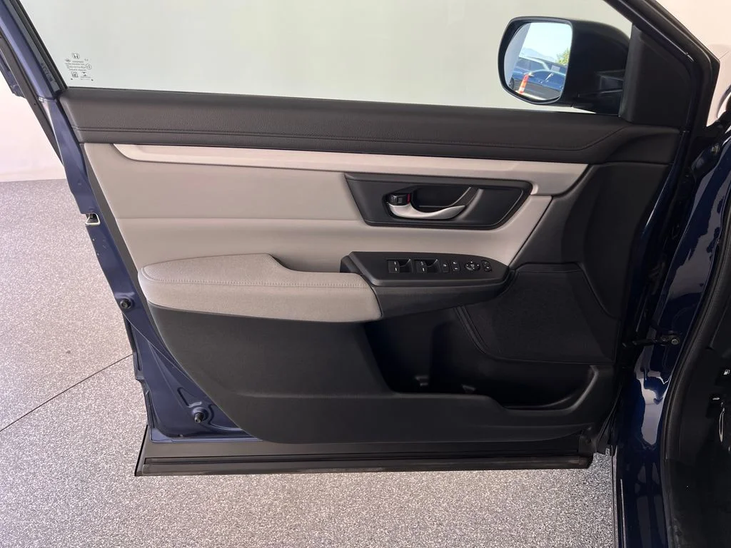 Used 2019  Honda LX image 12
