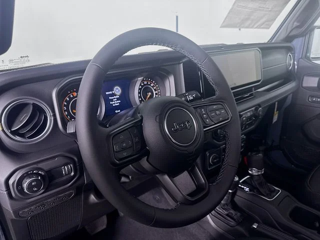 New 2026 Anvil Clear-Coat Exterior Paint Jeep  image 9