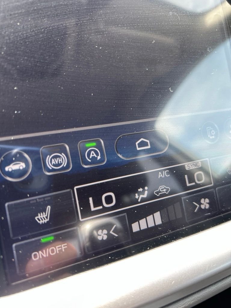 Certified Used 2025 White Subaru Onyx Edition image 27