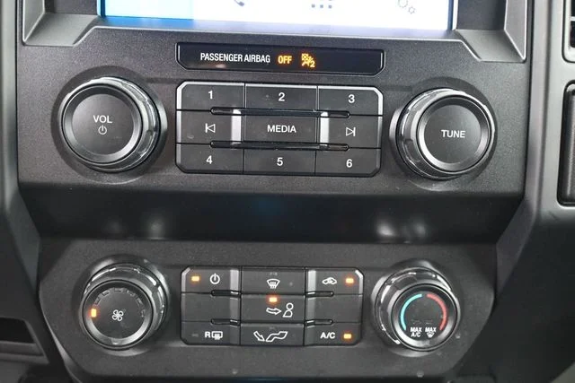 Used 2019 Gray Ford XL image 23