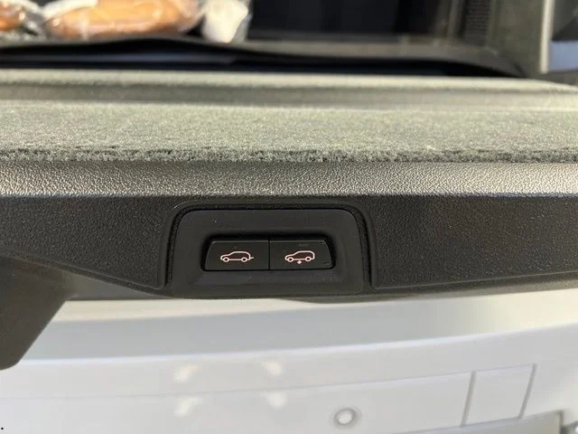 Certified Used 2023 White BMW xDrive40i image 41