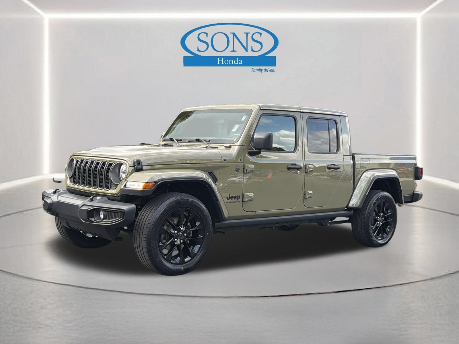 Used 2025 41 Jeep Nighthawk image 19