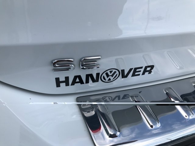 Certified Used 2023 Pure White Volkswagen SE image 11