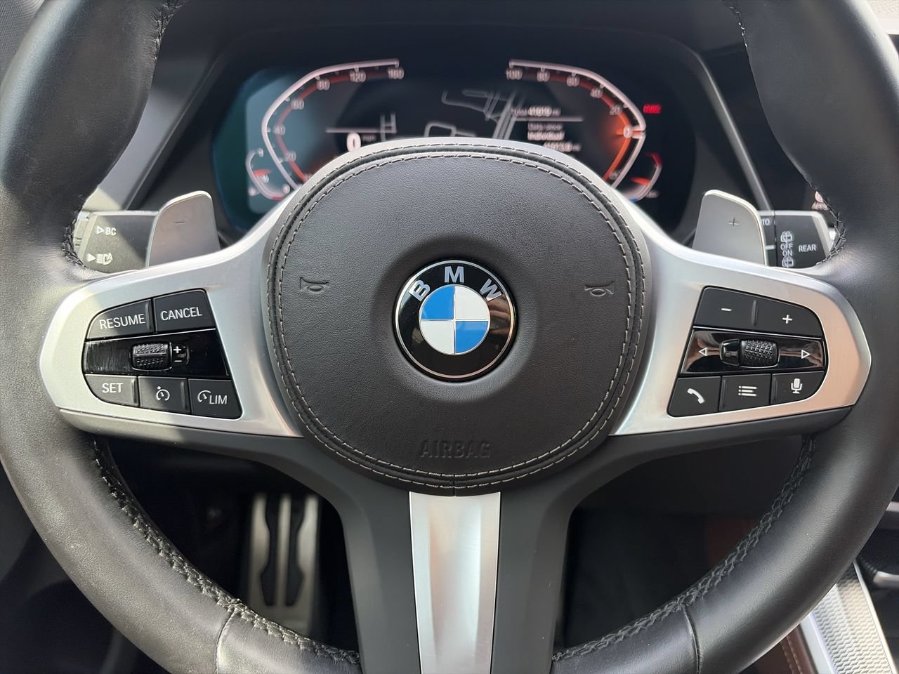 Used 2023 Mineral White Metallic BMW sDrive40i image 21