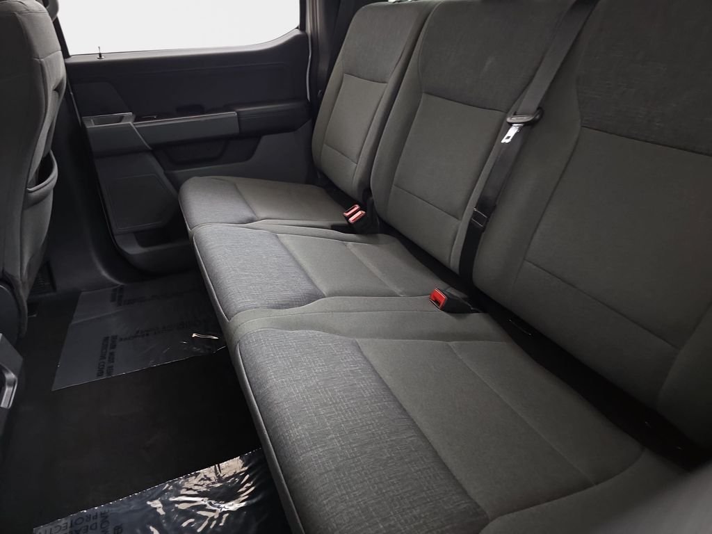 Used 2024 Oxford White Ford XLT image 16