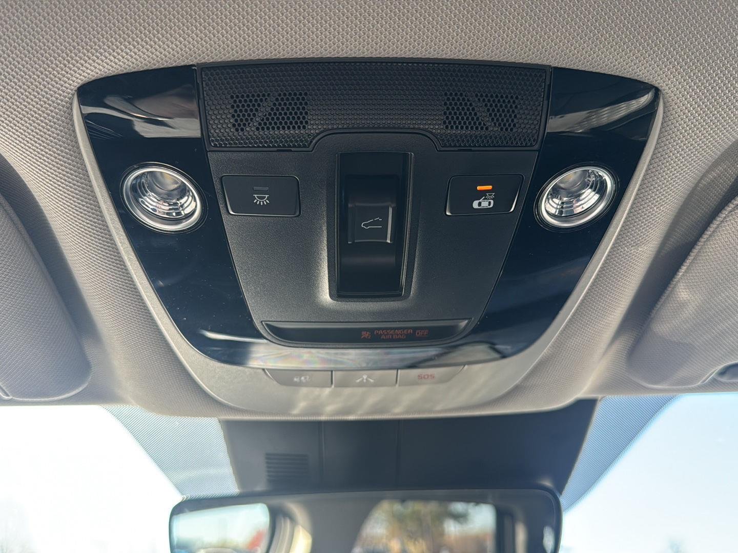 Used 2022 Ebony Black Kia SX image 21