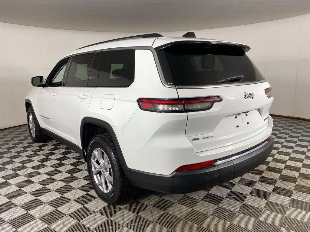 Used 2021 Bright White Clearcoat Jeep Limited image 8