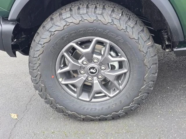 New 2025 Eruption Green Metallic Ford Badlands® image 42