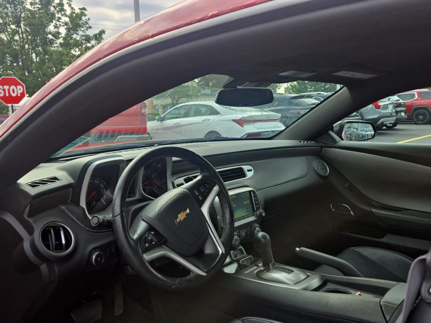 Used 2014 Red Rock Metallic Chevrolet LT image 3