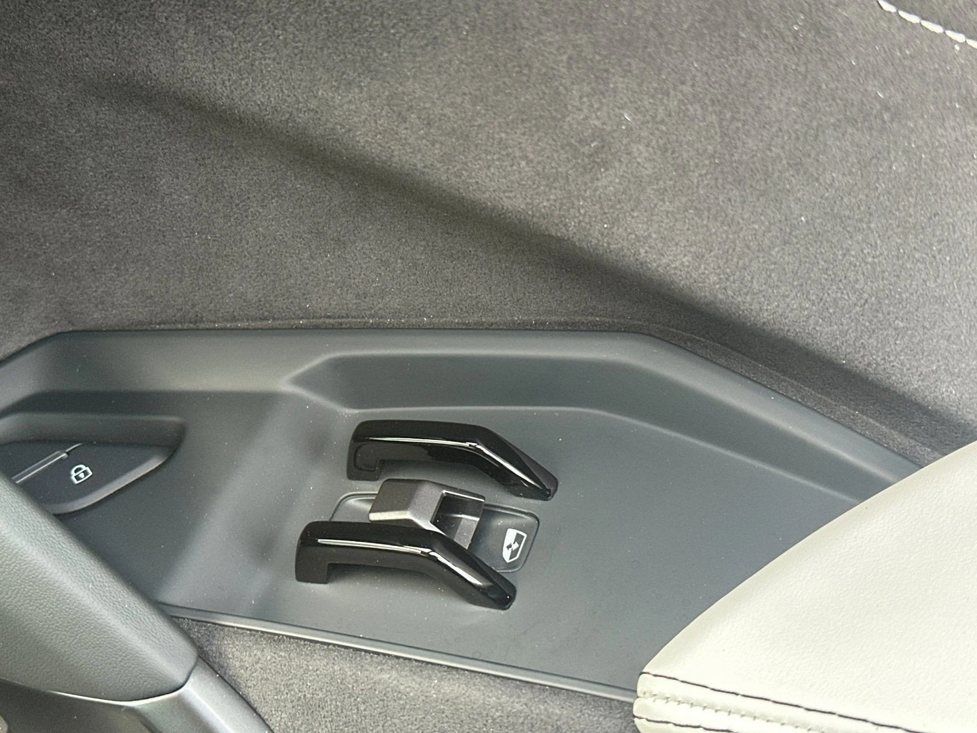 Certified Used 2026  Lamborghini  image 19
