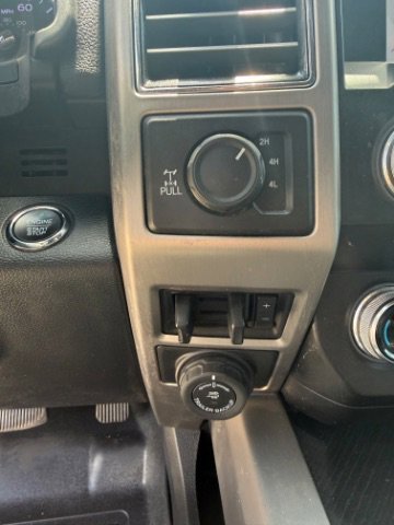 Used 2021 Black Ford Platinum image 20